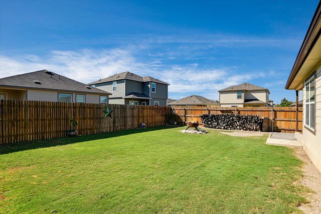 104 Granville CT, Jarrell, TX 76537