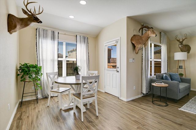 104 Granville CT, Jarrell, TX 76537