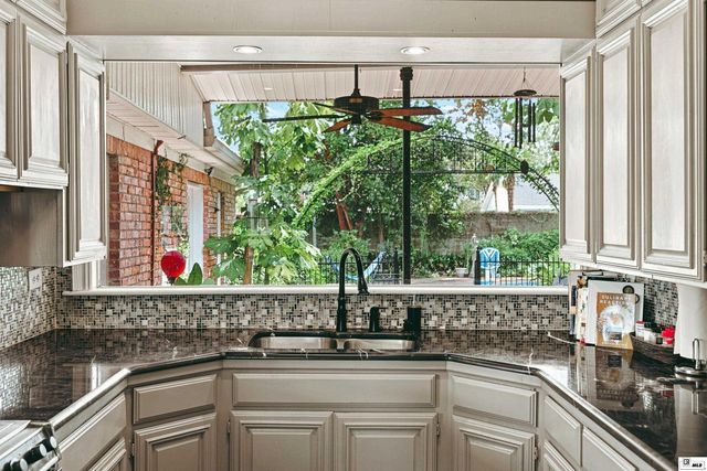 1410 PARK AVENUE, Monroe, LA 71201