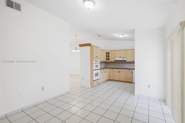 12641 NW 102nd Place, Hialeah Gardens, FL 33018