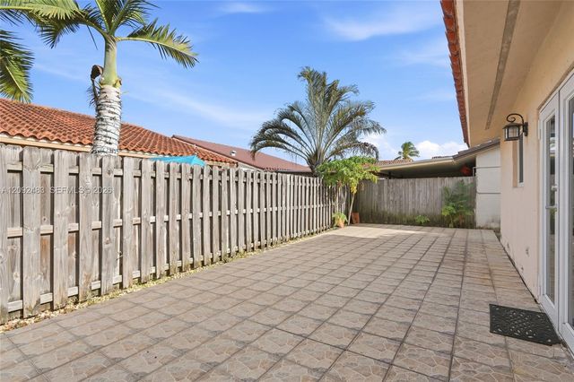 12641 NW 102nd Place, Hialeah Gardens, FL 33018