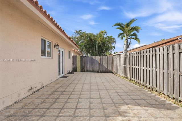 12641 NW 102nd Place, Hialeah Gardens, FL 33018