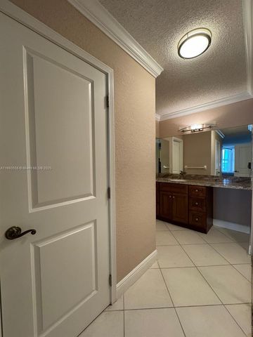 3800 S Ocean Dr 1620, Hollywood, FL 33019