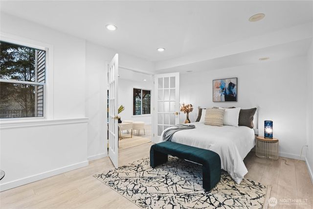 17431 NE 28th Street, Redmond, WA 98052