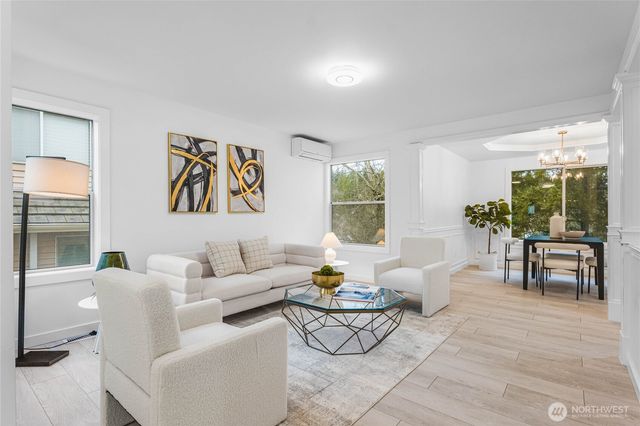 17431 NE 28th Street, Redmond, WA 98052