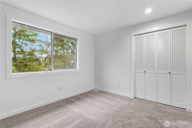 17431 NE 28th Street, Redmond, WA 98052