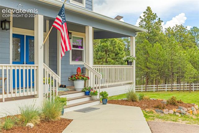 14920 W Kiowa Creek Lane, Colorado Springs, CO 80908