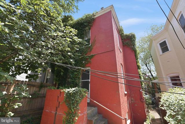749 GIRARD ST NW, Washington, DC 20001