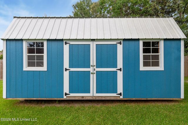 8715 Pine Ridge Boulevard, Diamondhead, MS 39525