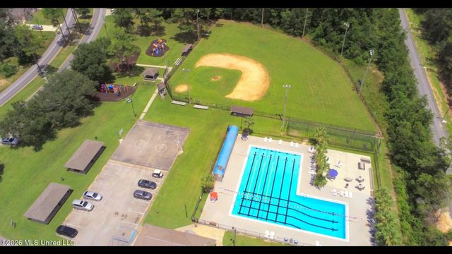 8715 Pine Ridge Boulevard, Diamondhead, MS 39525