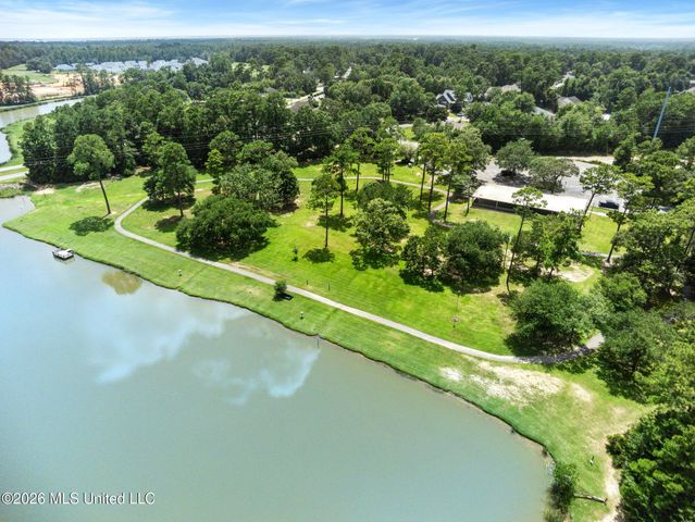 8715 Pine Ridge Boulevard, Diamondhead, MS 39525