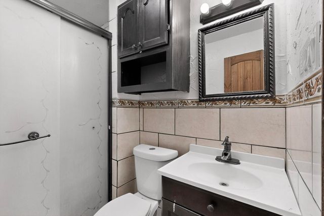 401 E Miller Road, Garland, TX 75041