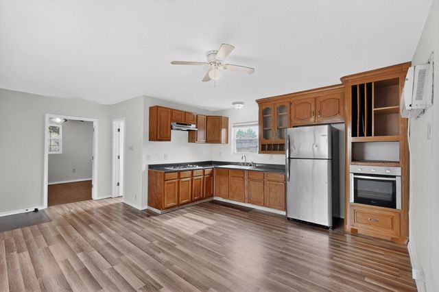 401 E Miller Road, Garland, TX 75041