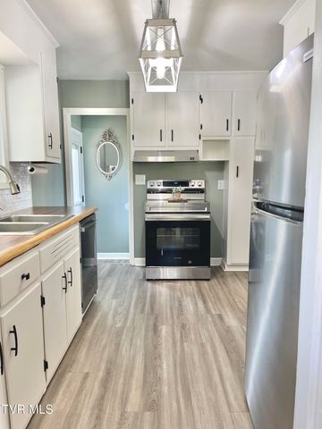 2713 South Highway 81, Jonesborough, TN 37659