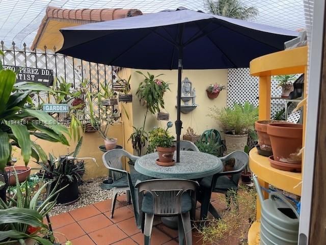 9832 SW 27th Ter, Miami, FL 33165