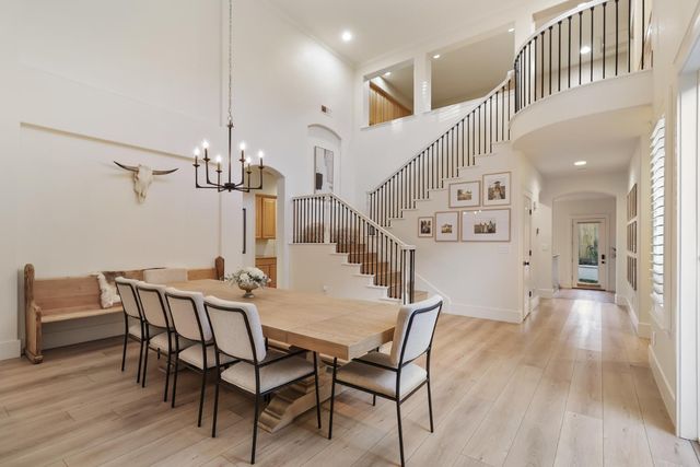 3835 Deer Ridge Ln, Auburn, CA 95602