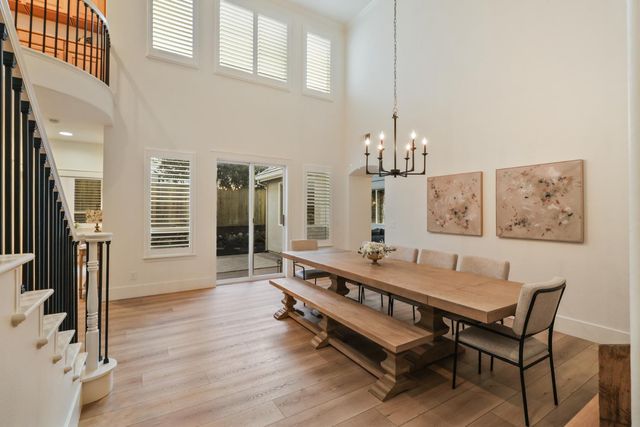 3835 Deer Ridge Ln, Auburn, CA 95602