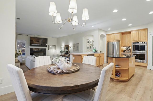 3835 Deer Ridge Ln, Auburn, CA 95602