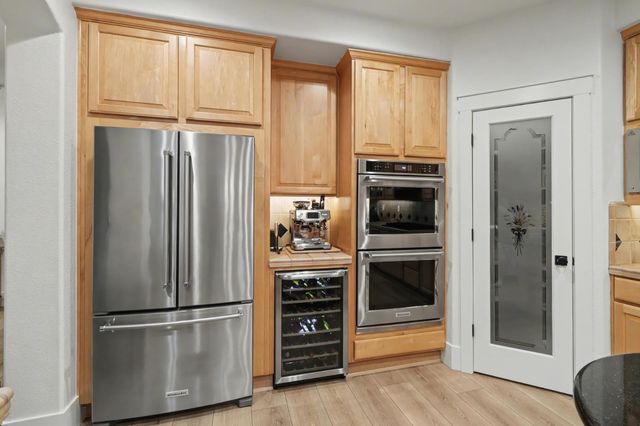 3835 Deer Ridge Ln, Auburn, CA 95602