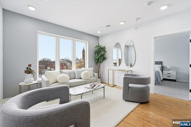 660 Bloomfield Avenue 402, Bloomfield, NJ 07003