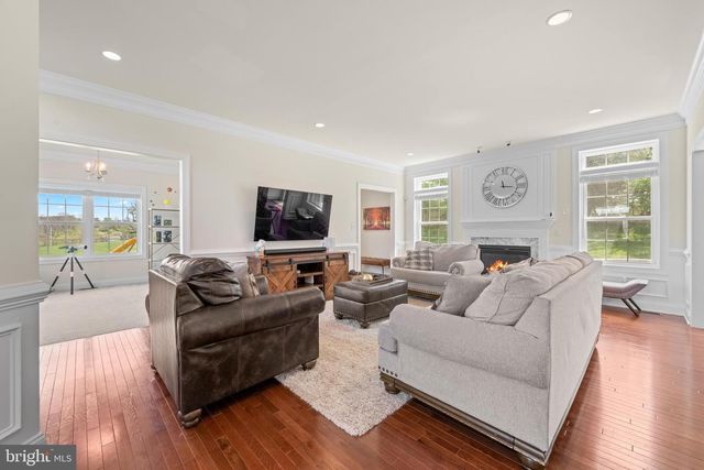 10 GIANA WAY, Glen Mills, PA 19342