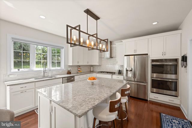 10 GIANA WAY, Glen Mills, PA 19342