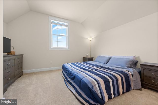 10 GIANA WAY, Glen Mills, PA 19342
