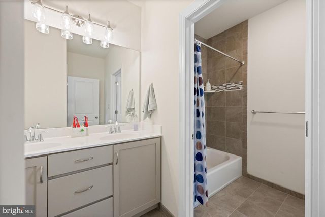10 GIANA WAY, Glen Mills, PA 19342
