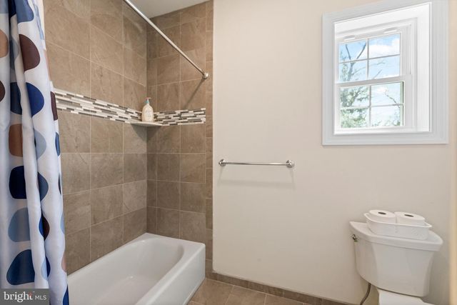 10 GIANA WAY, Glen Mills, PA 19342