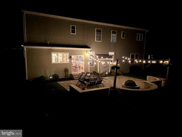 10 GIANA WAY, Glen Mills, PA 19342