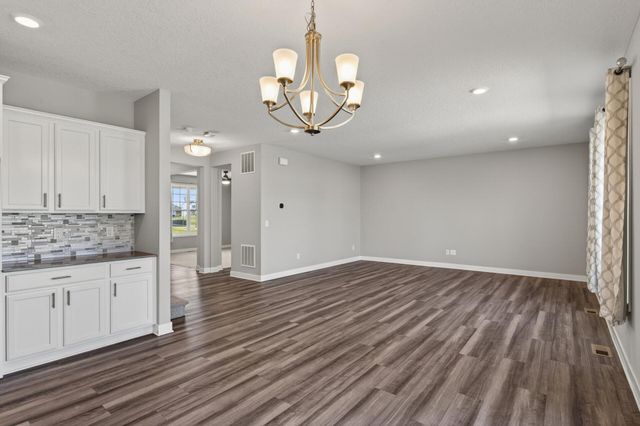 1083 152nd Avenue NW, Andover, MN 55304