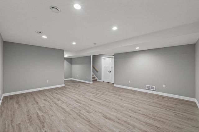 1083 152nd Avenue NW, Andover, MN 55304