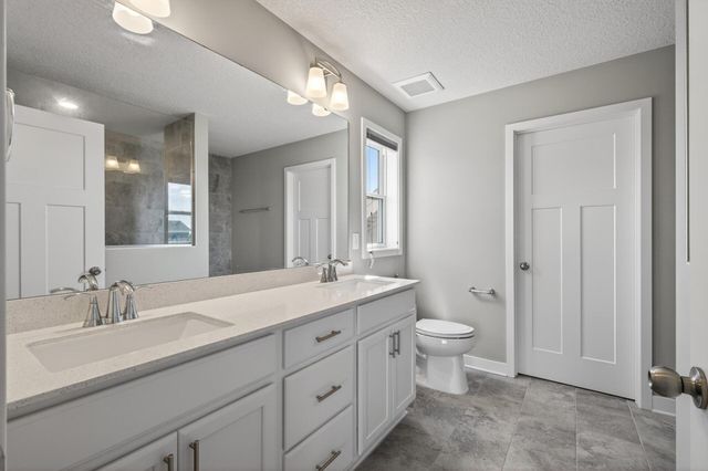 1083 152nd Avenue NW, Andover, MN 55304