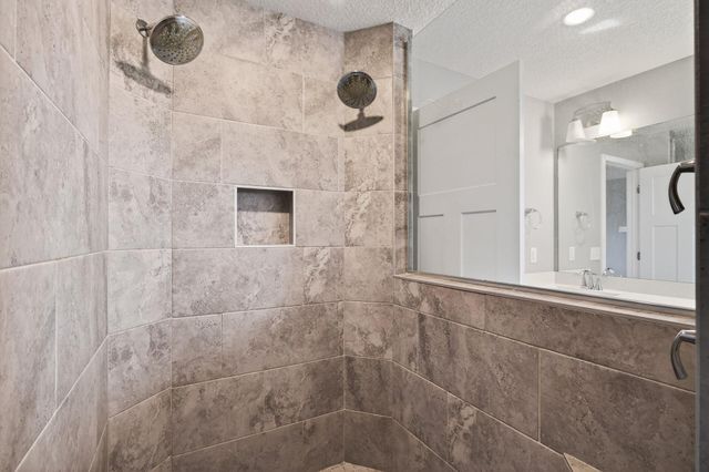 1083 152nd Avenue NW, Andover, MN 55304