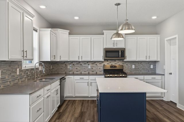 1083 152nd Avenue NW, Andover, MN 55304