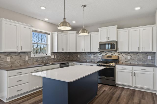 1083 152nd Avenue NW, Andover, MN 55304