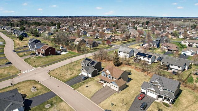 1083 152nd Avenue NW, Andover, MN 55304
