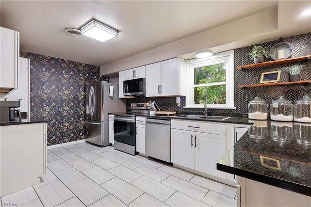 740 Avalon AVE, Virginia Beach, VA 23464