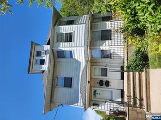 32 Euclid Avenue 1, Ridgefield Park, NJ 07660