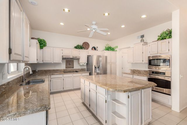 15602 W FUTURA Drive, Sun City West, AZ 85375