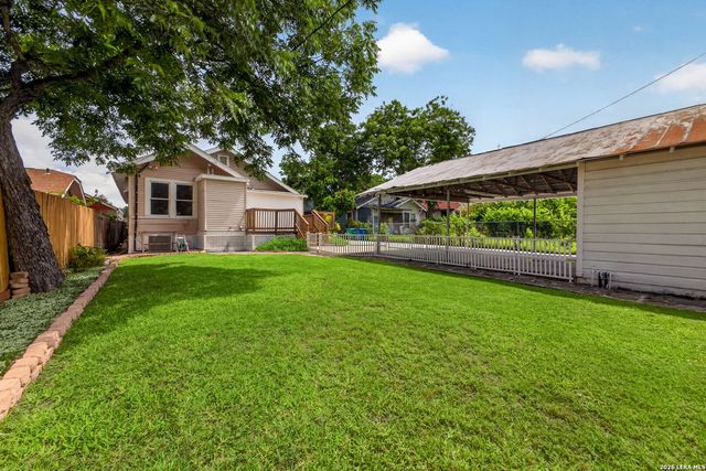 446 Kayton Ave, San Antonio, TX 78210
