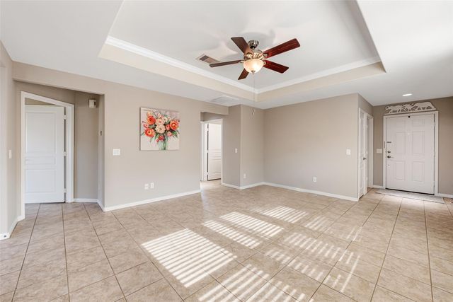 614 Shoreside Drive, Richmond, TX 77469