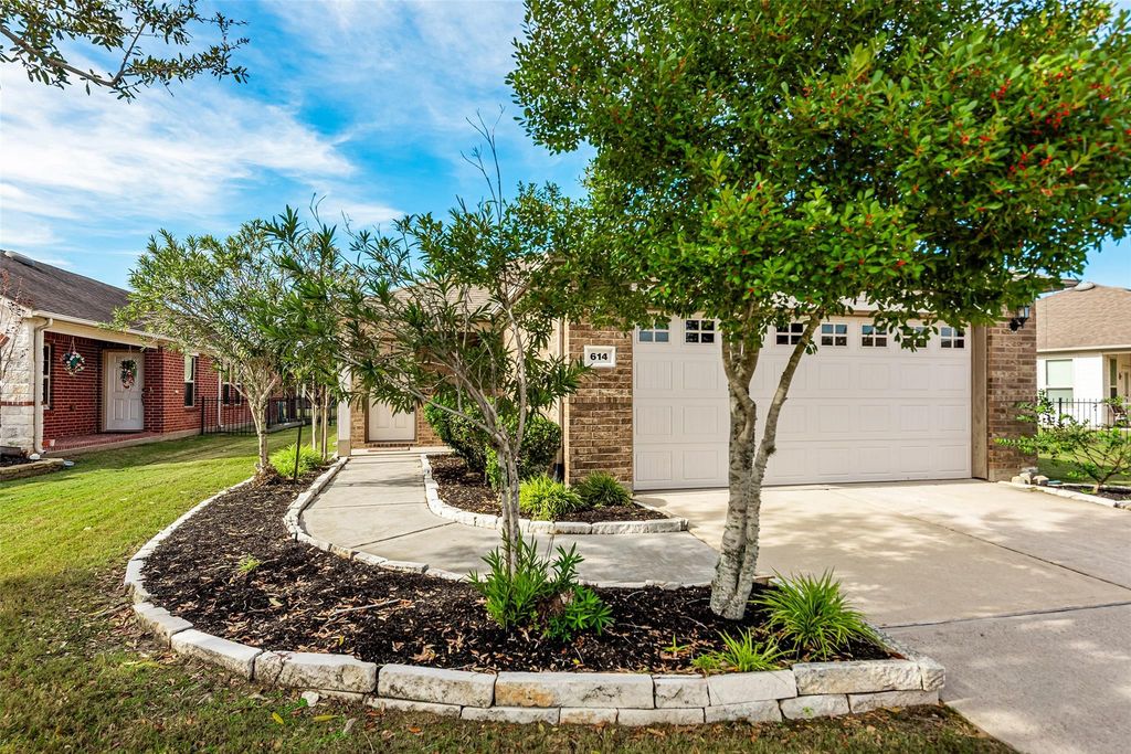 614 Shoreside Drive, Richmond, TX 77469