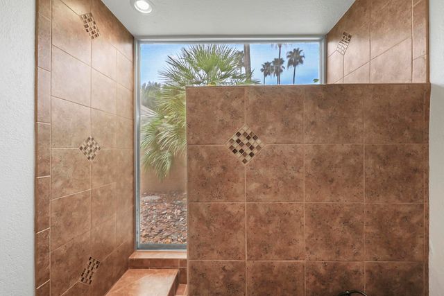 42320 Baracoa Drive 7, Bermuda Dunes, CA 92203