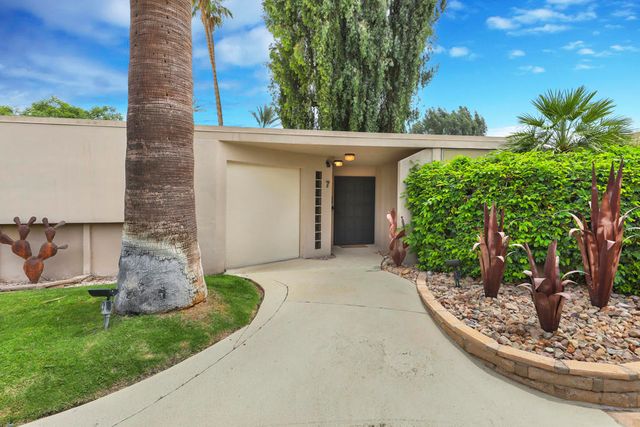42320 Baracoa Drive 7, Bermuda Dunes, CA 92203