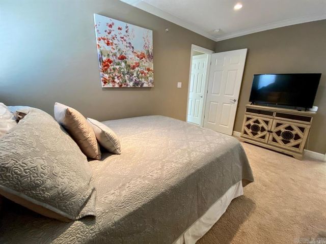 151 Villa Point, Hot Springs, AR 71913