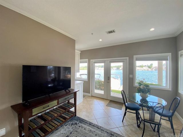 151 Villa Point, Hot Springs, AR 71913