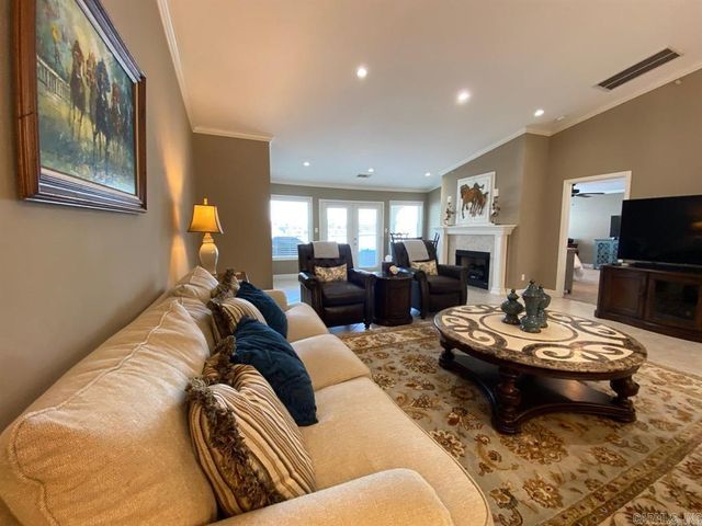 151 Villa Point, Hot Springs, AR 71913