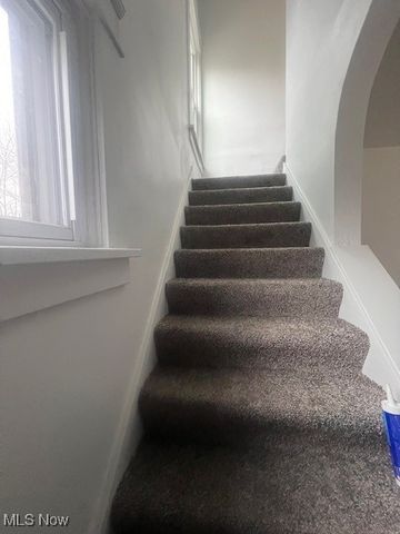 1796 Bonnie Brae NE, Warren, OH 44483