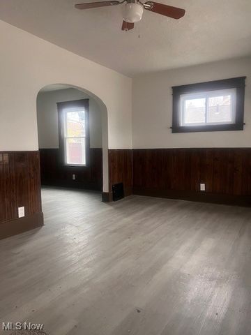 1796 Bonnie Brae NE, Warren, OH 44483